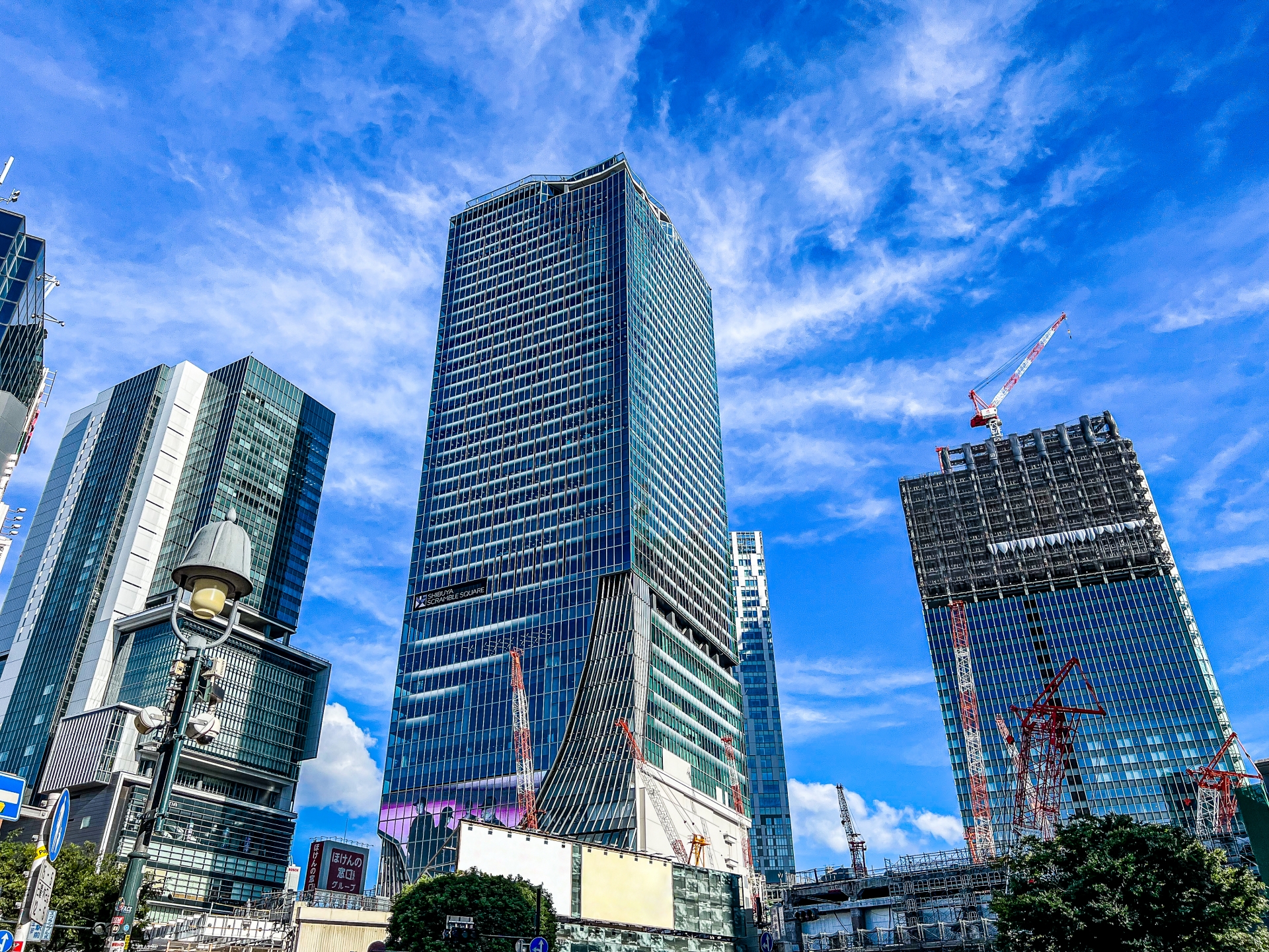 適用される法律と営業方式の違い